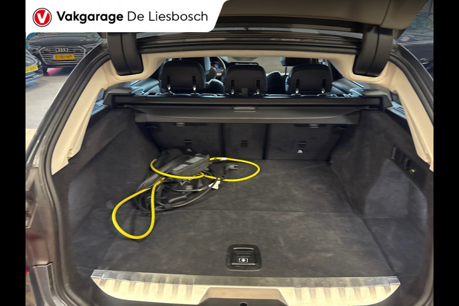 BMW 3 Serie Touring 320e Business Edition Plus,leer,navi,trekhaak,orig ned ,dealer onderhouden