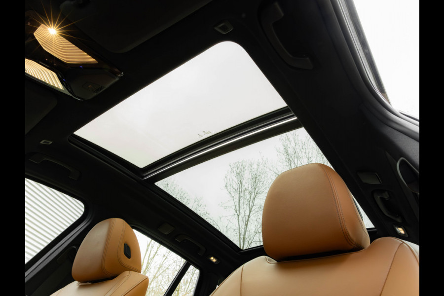 BMW X3 xDrive20i M-Sport - Pano - Camera - Hifi - Stoel + Stuurwielverwarming