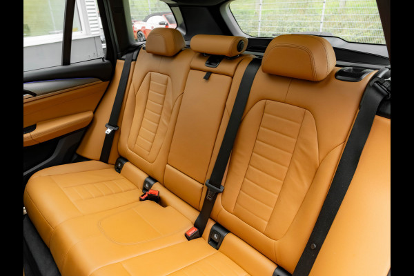 BMW X3 xDrive20i M-Sport - Pano - Camera - Hifi - Stoel + Stuurwielverwarming