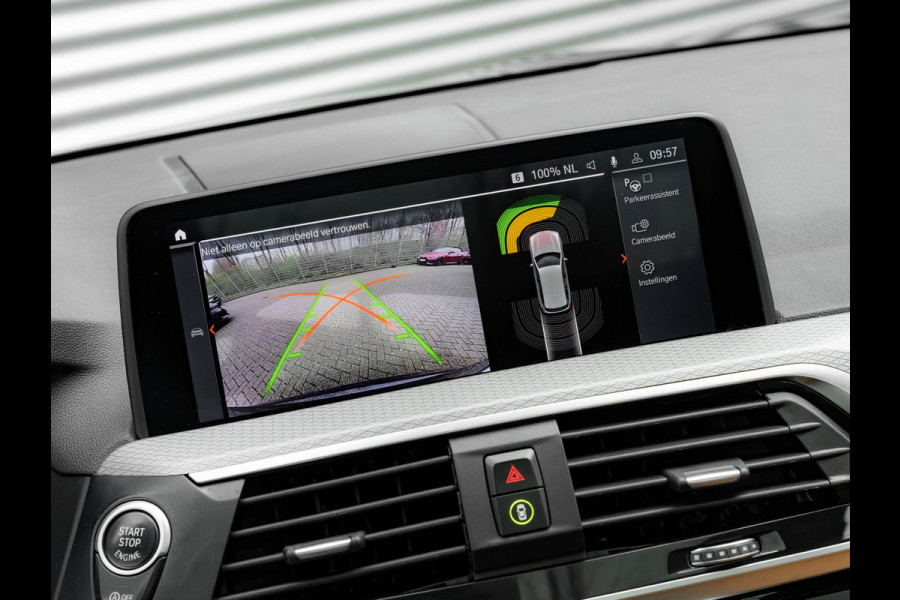 BMW X3 xDrive20i M-Sport - Pano - Camera - Hifi - Stoel + Stuurwielverwarming