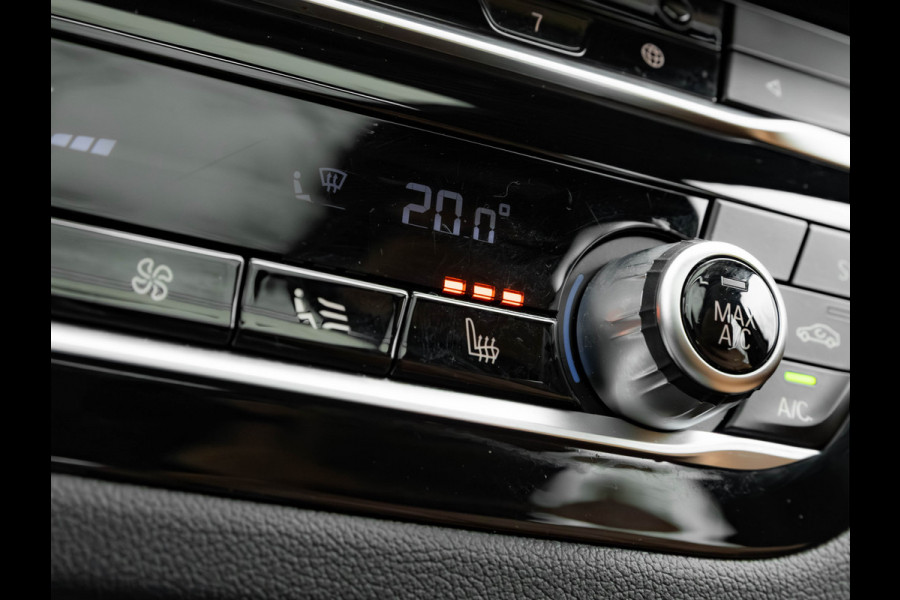 BMW X3 xDrive20i M-Sport - Pano - Camera - Hifi - Stoel + Stuurwielverwarming