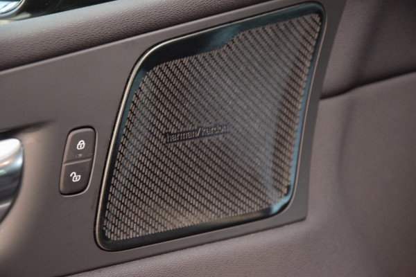 Volvo XC60 2.0 T6 Plug-in hybrid AWD Panoramadak|HUD|ACC|Dealer onderhouden|