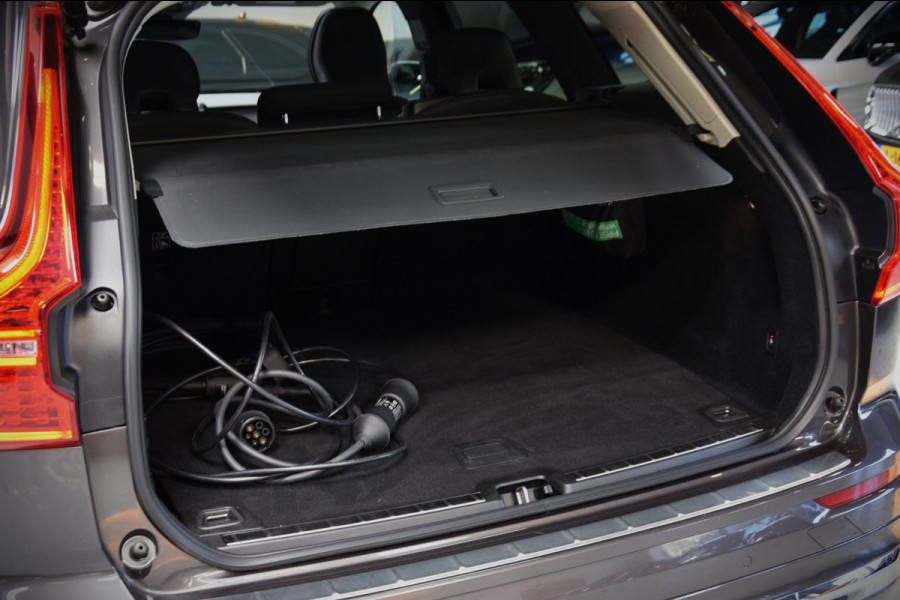 Volvo XC60 2.0 T6 Plug-in hybrid AWD Panoramadak|HUD|ACC|Dealer onderhouden|
