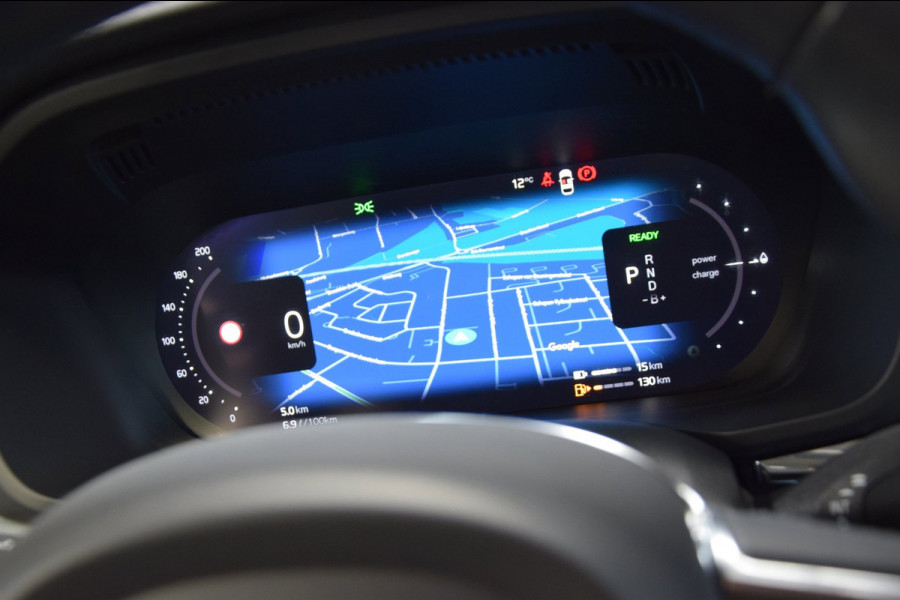 Volvo XC60 2.0 T6 Plug-in hybrid AWD Panoramadak|HUD|ACC|Dealer onderhouden|