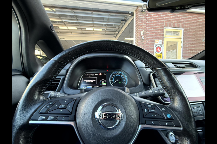 Nissan Leaf e+ Tekna 62 kWh SOH 93.2%, Leer, 360 camera, 17''Lmv