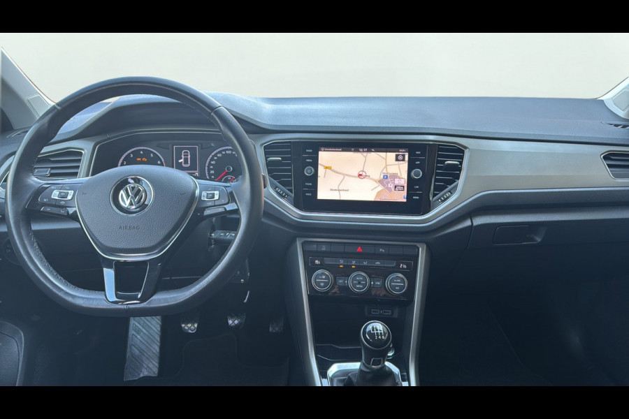 Volkswagen T-Roc 1.0 TSI Style Business ELEC. ACHTERKLEP CARPLAY CLIMAAT CONTROL E.C.C.