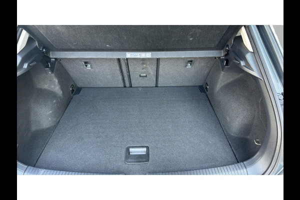 Volkswagen T-Roc 1.0 TSI Style Business ELEC. ACHTERKLEP CARPLAY CLIMAAT CONTROL E.C.C.
