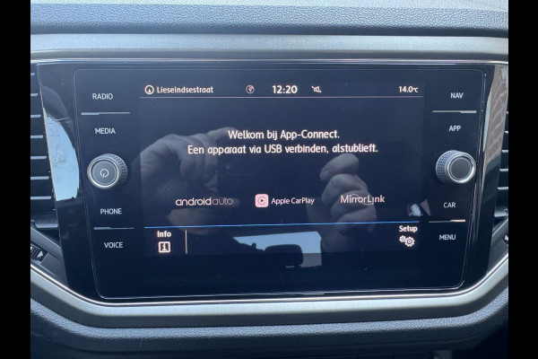 Volkswagen T-Roc 1.0 TSI Style Business ELEC. ACHTERKLEP CARPLAY CLIMAAT CONTROL E.C.C.