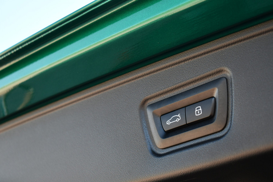 BMW 5 Serie Touring M5 Pano M-Driver Co-Pilot Carbon Alc-hemel B&W Alarm4