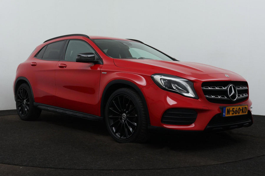 Mercedes-Benz GLA 200 Premium Plus AMG-Line (Dealer onderH, Navi, Camera, Climate Con, Parkeerhulp, Etc)