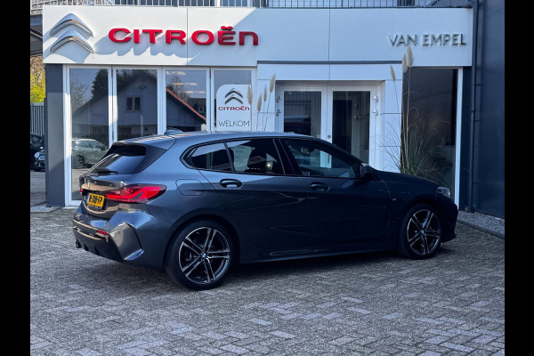 BMW 1-serie 118i M-Sport | M Interieur + Exterieur | NL-Auto | Leder + Stoelverwarming | Camera | LED | PDC Rondom |