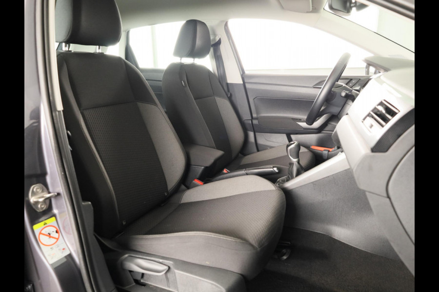 Volkswagen Polo 1.0 TSI Life 95PK | Navigatie via app | parkeersensoren | lm velgen