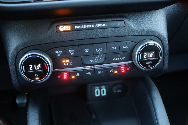 Ford Kuga 1.5 EcoB. 150PK ST-Line Winter-pack/Keyfree/Camera/Parkeerhulp