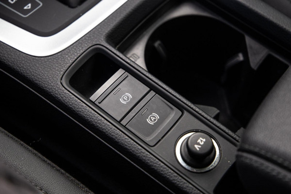 Audi Q3 45 TFSI e edition AUTOMAAT / PLUG IN HYBRID / STOELVERWARMING / LEER / VIRTUAL COCKPIT / CRUISE CONTROLE / DEALER ONDERHOUDEN