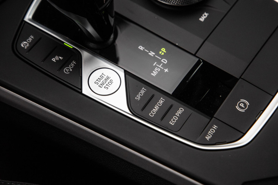 BMW 2 Serie Gran Coupé 218i Introduction Edition NAVI / CARPLAY / LED / AUTOMAAT / N.A.P