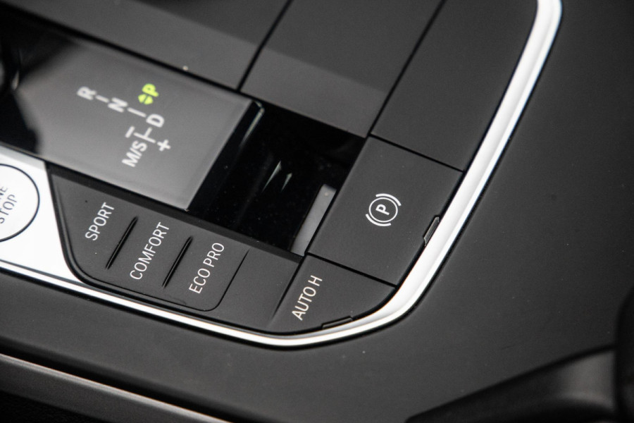 BMW 2 Serie Gran Coupé 218i Introduction Edition NAVI / CARPLAY / LED / AUTOMAAT / N.A.P