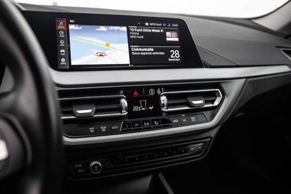 BMW 2 Serie Gran Coupé 218i Introduction Edition NAVI / CARPLAY / LED / AUTOMAAT / N.A.P
