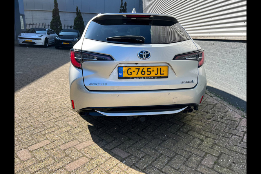 Toyota Corolla Touring Sports 2.0 Hybrid Executive JBL / Ned Auto / Trekhaak / 18 Inch / MCC / Gouda