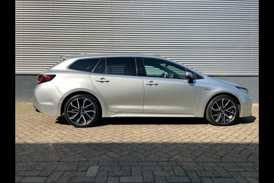 Toyota Corolla Touring Sports 2.0 Hybrid Executive JBL / Ned Auto / Trekhaak / 18 Inch / MCC / Gouda