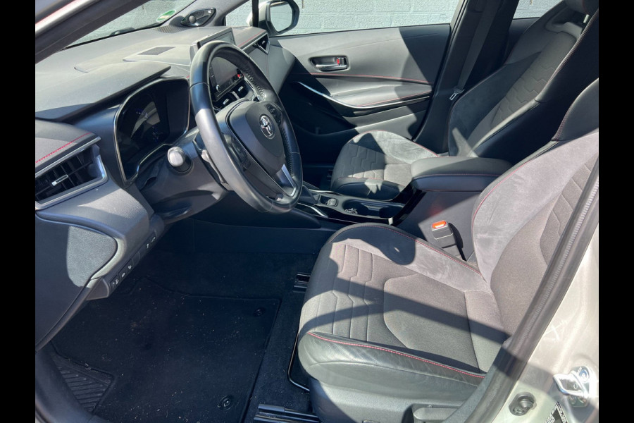 Toyota Corolla Touring Sports 2.0 Hybrid Executive JBL / Ned Auto / Trekhaak / 18 Inch / MCC / Gouda