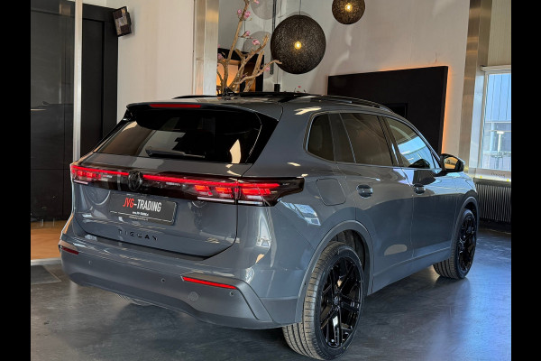 Volkswagen Tiguan 1.5 eTSI Black style Panorama Camera Keyless