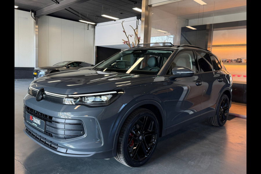 Volkswagen Tiguan 1.5 eTSI Black style Panorama Camera Keyless