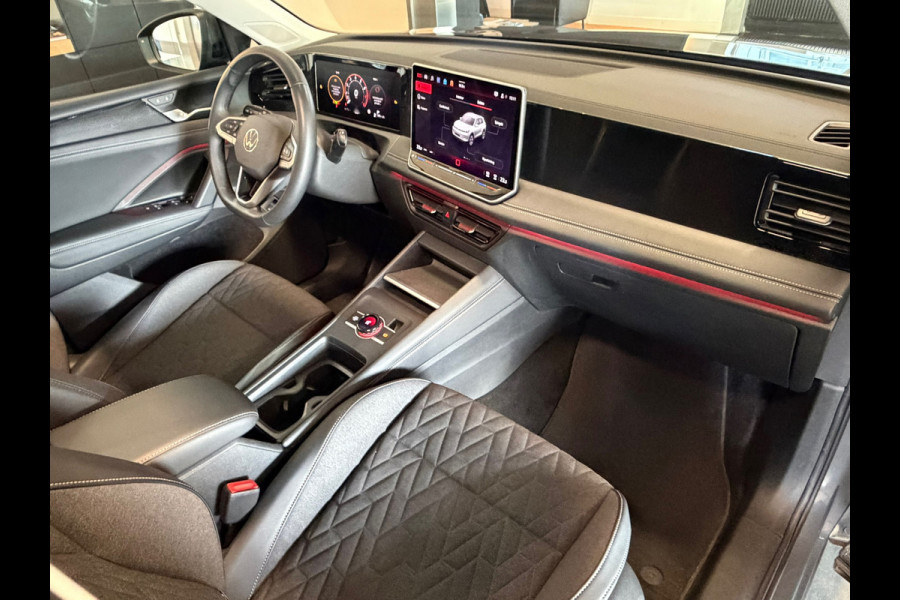 Volkswagen Tiguan 1.5 eTSI Black style Panorama Camera Keyless