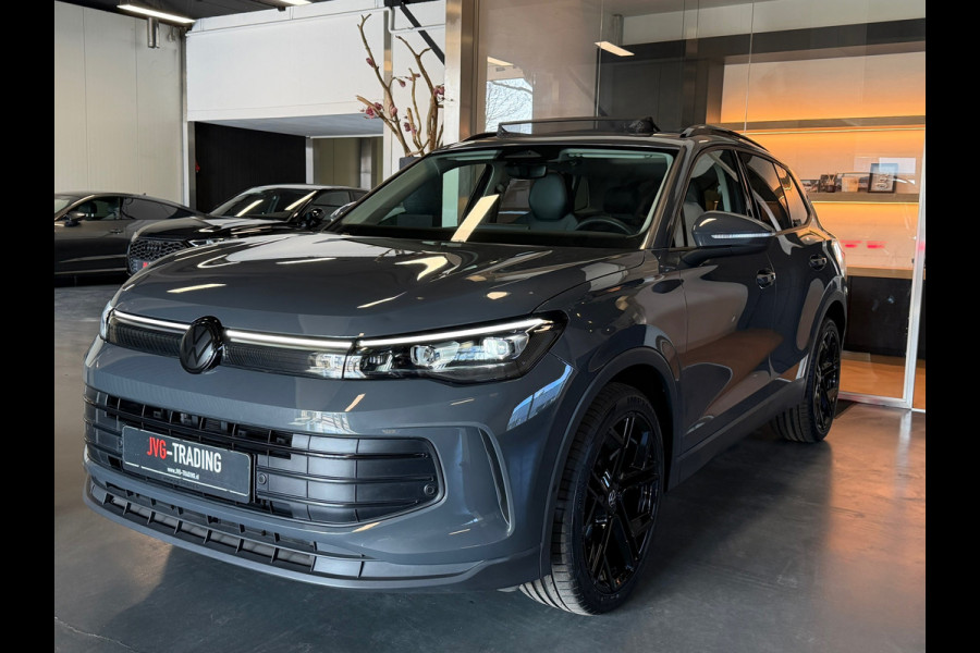 Volkswagen Tiguan 1.5 eTSI Black style Panorama Camera Keyless