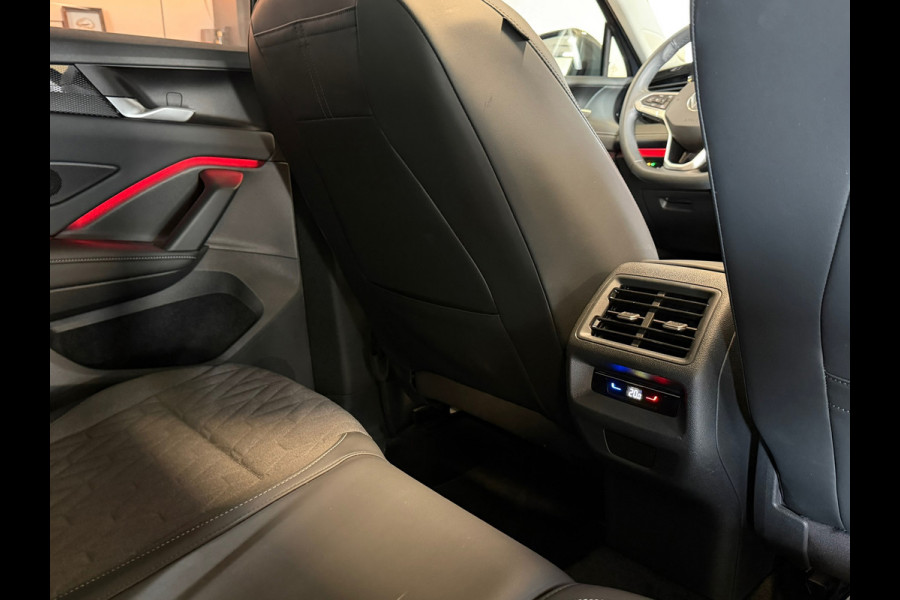 Volkswagen Tiguan 1.5 eTSI Black style Panorama Camera Keyless