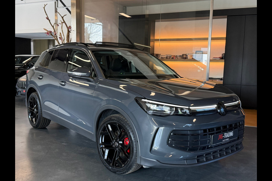 Volkswagen Tiguan 1.5 eTSI Black style Panorama Camera Keyless