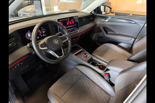 Volkswagen Tiguan 1.5 eTSI Black style Panorama Camera Keyless