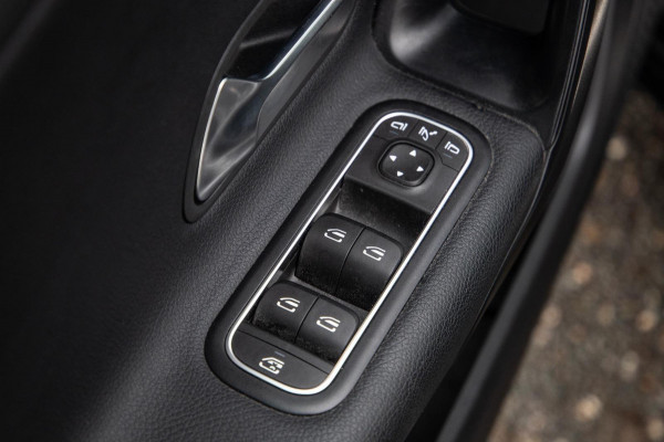 Mercedes-Benz A-Klasse 250 e Business Solution Luxury Limited AUTOMAAT / LEDER / CRUISE CONTROLE / CAMERA / CARPLAY