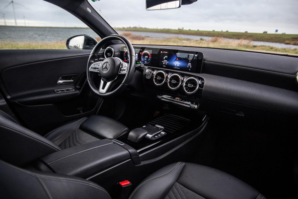 Mercedes-Benz A-Klasse 250 e Business Solution Luxury Limited AUTOMAAT / LEDER / CRUISE CONTROLE / CAMERA / CARPLAY