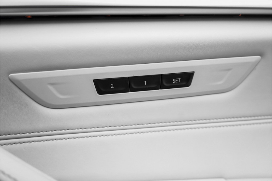BMW 5 Serie Touring 540i xDrive High Ex M-Sport Speciale Kleur Stoelvent H/K 360° 20"