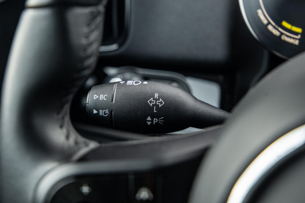 MINI Countryman 1.5 Cooper S E ALL4 Essential CAMERA / NAVI / CARPLAY / AIRCO / ZWART / STOELVERWARMING