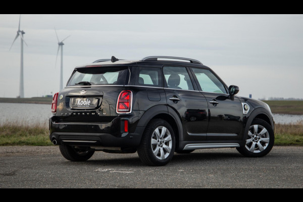 MINI Countryman 1.5 Cooper S E ALL4 Essential CAMERA / NAVI / CARPLAY / AIRCO / ZWART / STOELVERWARMING