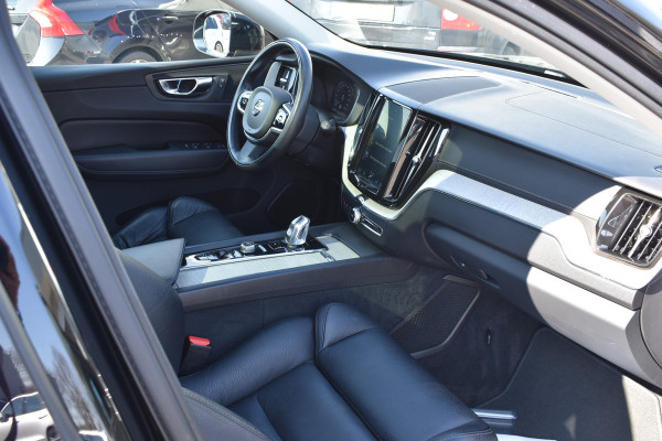 Volvo XC60 T8 AWD 390PK Plug-in Hybrid Inscription | Trekhaak | Panodak | Stoel-Stuur verwarming | ACC | All season |