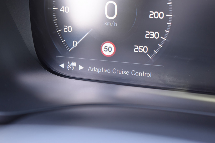 Volvo XC60 T8 AWD 390PK Plug-in Hybrid Inscription | Trekhaak | Panodak | Stoel-Stuur verwarming | ACC | All season |