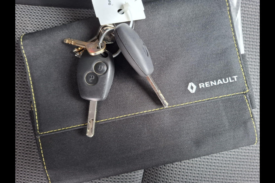 Renault Trafic 2.0 dCi 145 T27 L1H1 Comfort AUTOMAAT / IMPERIAL / NAVI / KASTEN INRICHTING / TREKHAAK