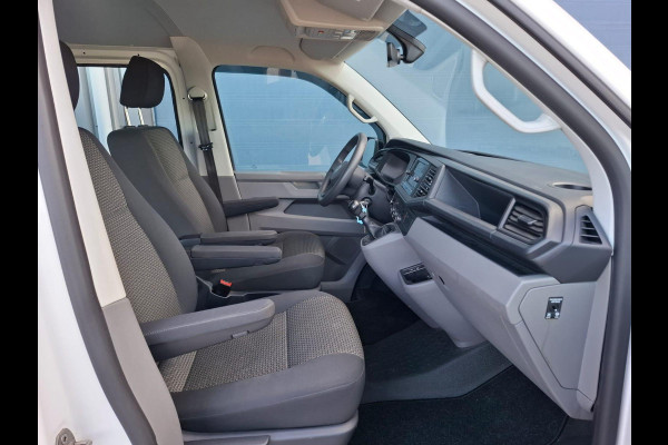 Volkswagen Transporter 2.0 TDI L2H1 30 DC VERLAAGD / SPOILERS IN KLEUR / AIRCO / CRUISE /  DUBBEL CABINE