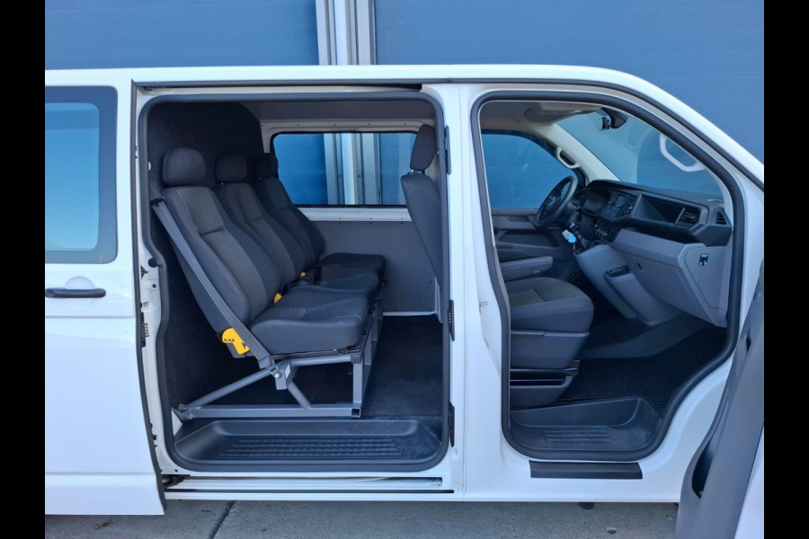 Volkswagen Transporter 2.0 TDI L2H1 30 DC VERLAAGD / SPOILERS IN KLEUR / AIRCO / CRUISE /  DUBBEL CABINE