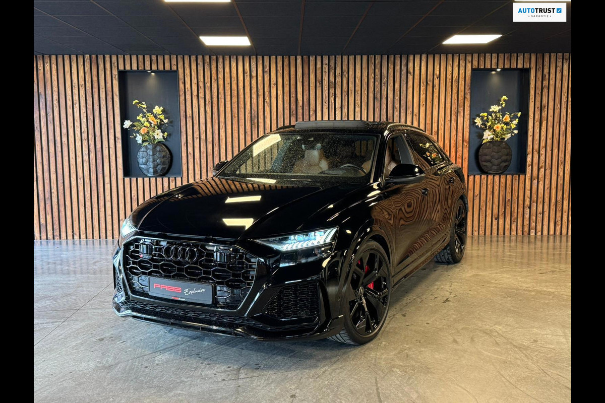 Audi Q8 4.0 TFSI RSQ8 quattro / Keramisch / Softclose / HUD / Stuurverwarming / B&O / Memory