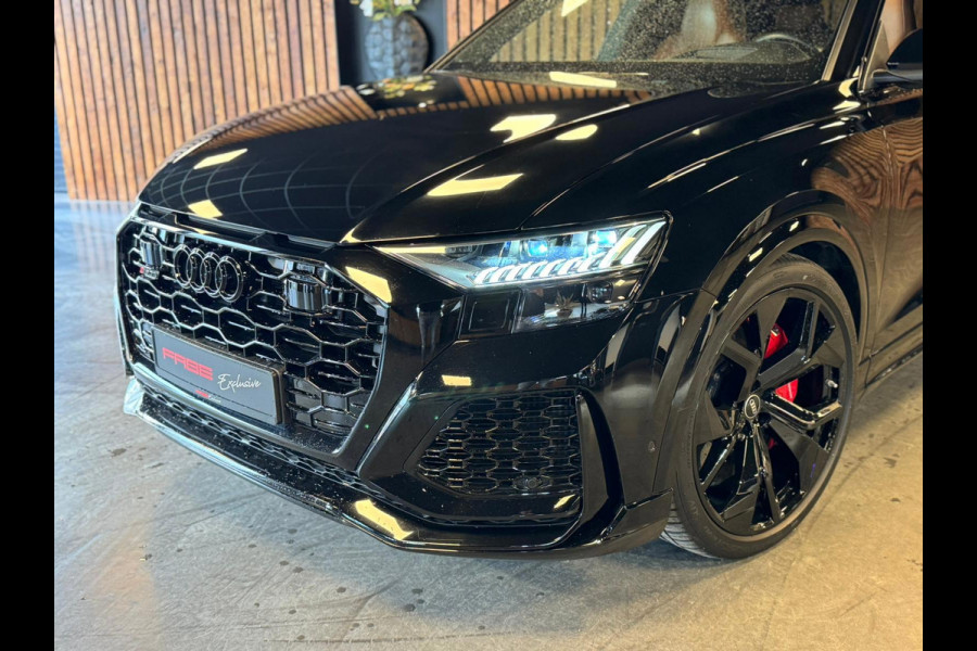 Audi Q8 4.0 TFSI RSQ8 quattro / Keramisch / Softclose / HUD / Stuurverwarming / B&O / Memory