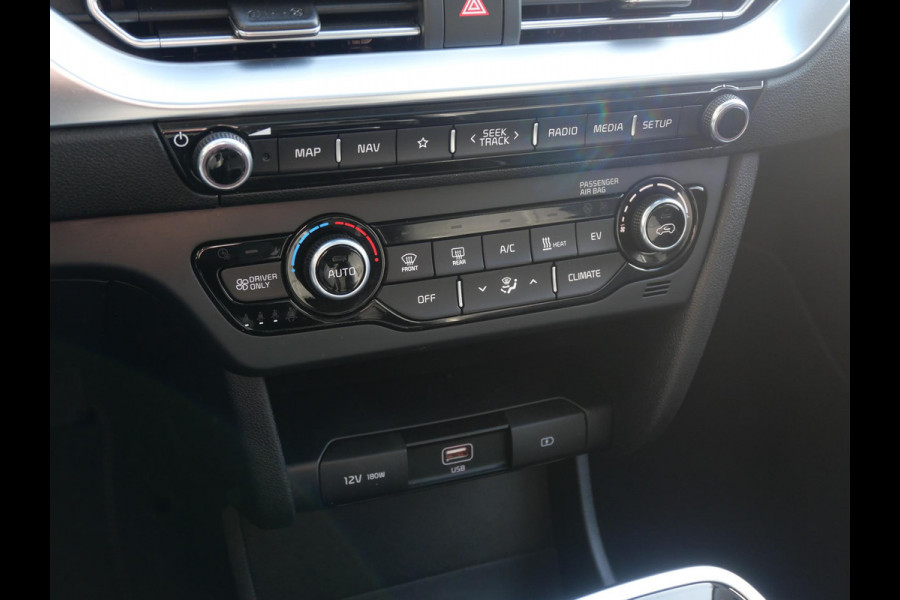 Kia e-Niro DynamicPlusLine 64 kWh | Schuif/kantel dak | Adaptief | Stoel/stuurverwarming | Navi | Camera |