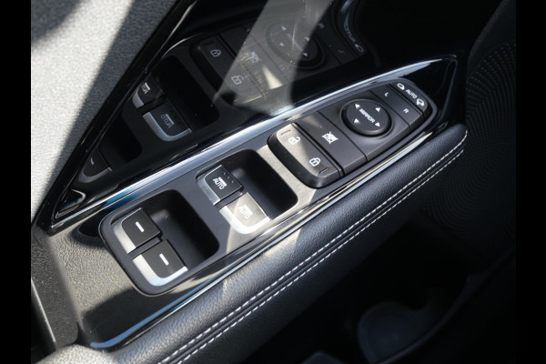 Kia e-Niro DynamicPlusLine 64 kWh | Schuif/kantel dak | Adaptief | Stoel/stuurverwarming | Navi | Camera |