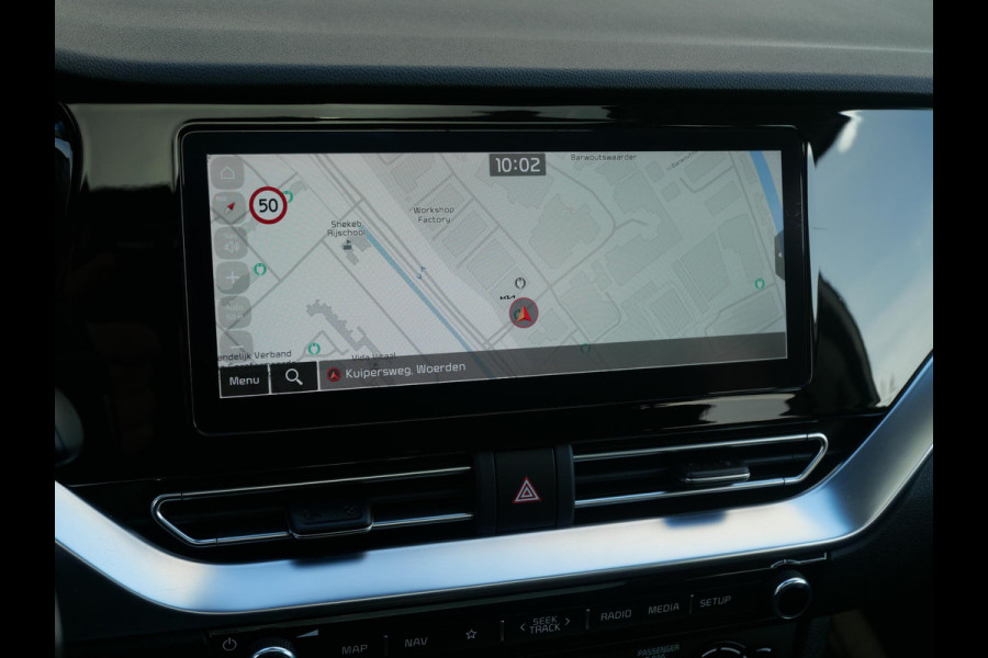 Kia e-Niro DynamicPlusLine 64 kWh | Schuif/kantel dak | Adaptief | Stoel/stuurverwarming | Navi | Camera |