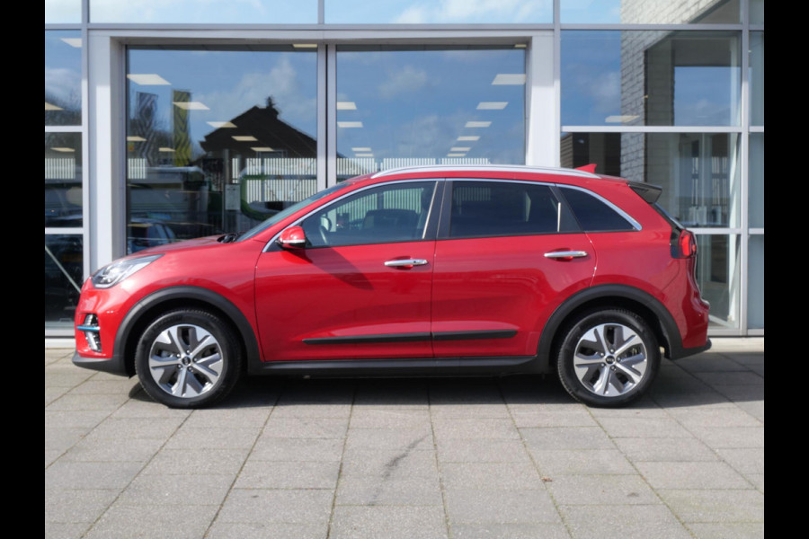 Kia e-Niro DynamicPlusLine 64 kWh | Schuif/kantel dak | Adaptief | Stoel/stuurverwarming | Navi | Camera |