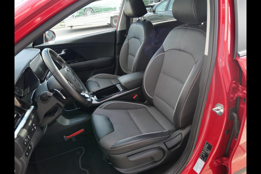 Kia e-Niro DynamicPlusLine 64 kWh | Schuif/kantel dak | Adaptief | Stoel/stuurverwarming | Navi | Camera |