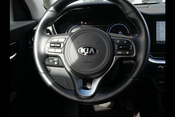 Kia e-Niro DynamicPlusLine 64 kWh | Schuif/kantel dak | Adaptief | Stoel/stuurverwarming | Navi | Camera |