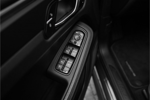 Porsche Macan 2.0 Facelift Luchtv Pano ACC Bose Camera 21"